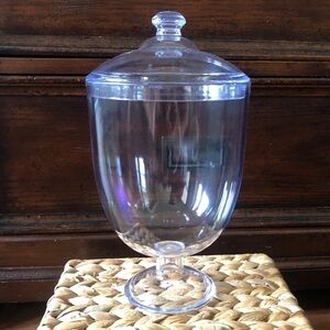 Large plastic candy storage with lid